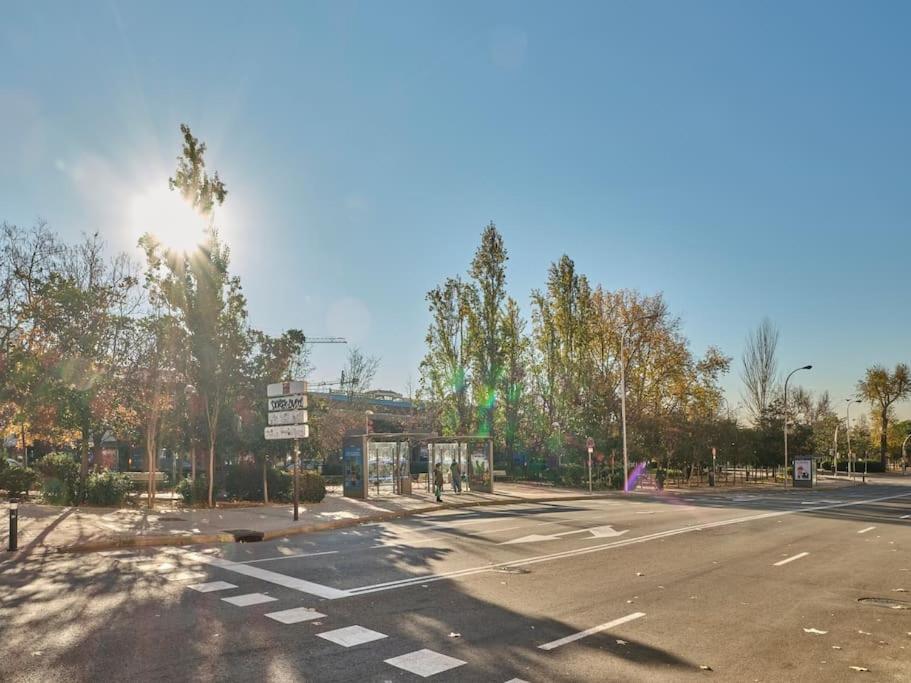 New Retiro Recien Reformado 10 Min En Metro A Sol, Hasta Seis Personas Apartment Madrid Exterior photo